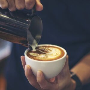 latte-art-adrian-barista